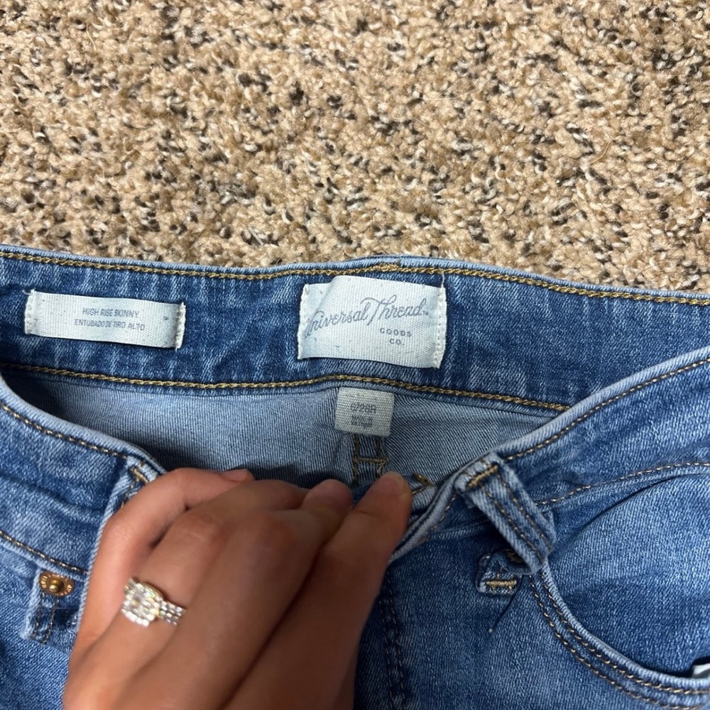 Universal Thread Women's Blue Jeans
